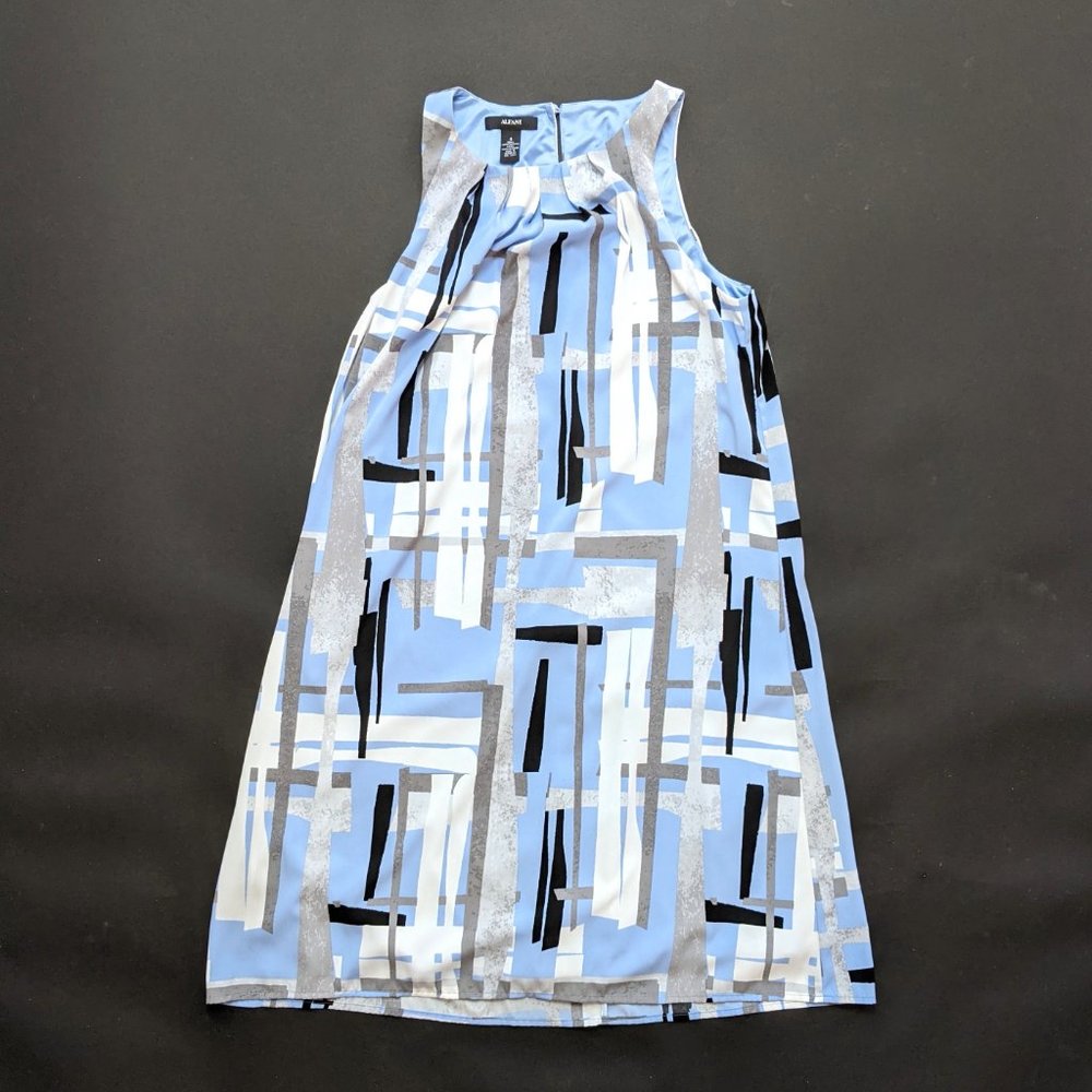 Alfani Geometric Pattern Blue Dress size: 4